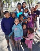 Ombili mit Patengeschenken