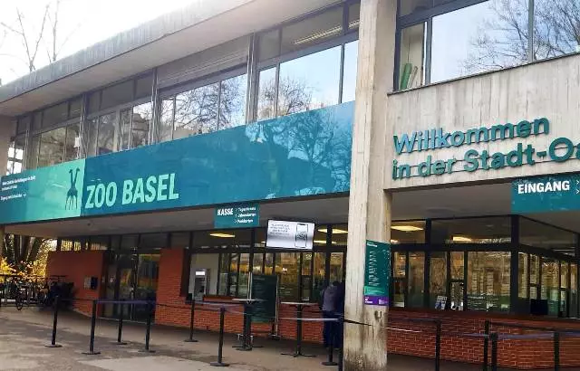 Besuch bei den Unterstützern der San von Ombili im Zoo Basel