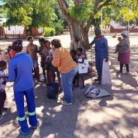 Ombili Dorfreinigungsaktion