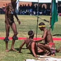 Internationaler Tag der indigenen Völker mit den San von Ombili